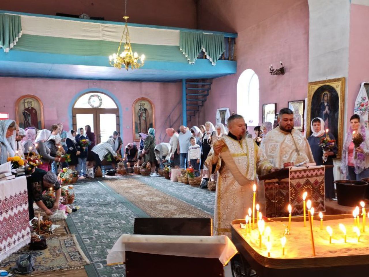 Водосвятський молебень та освячення преношень в день свята Винесення чесних древ животворчого Хреста Господнього