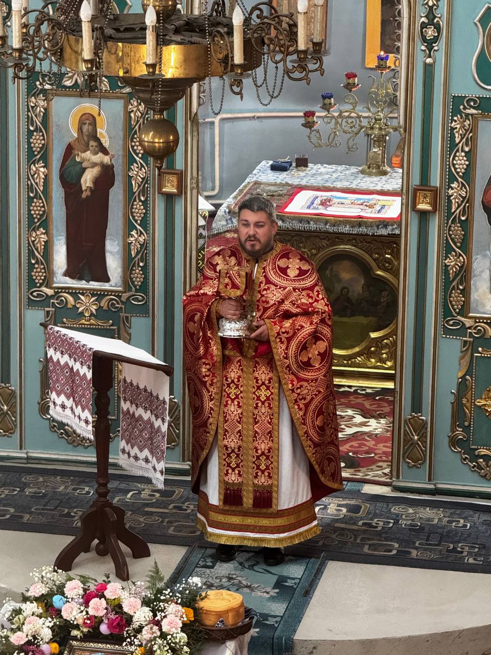 Літургія у неділю Антипасхи