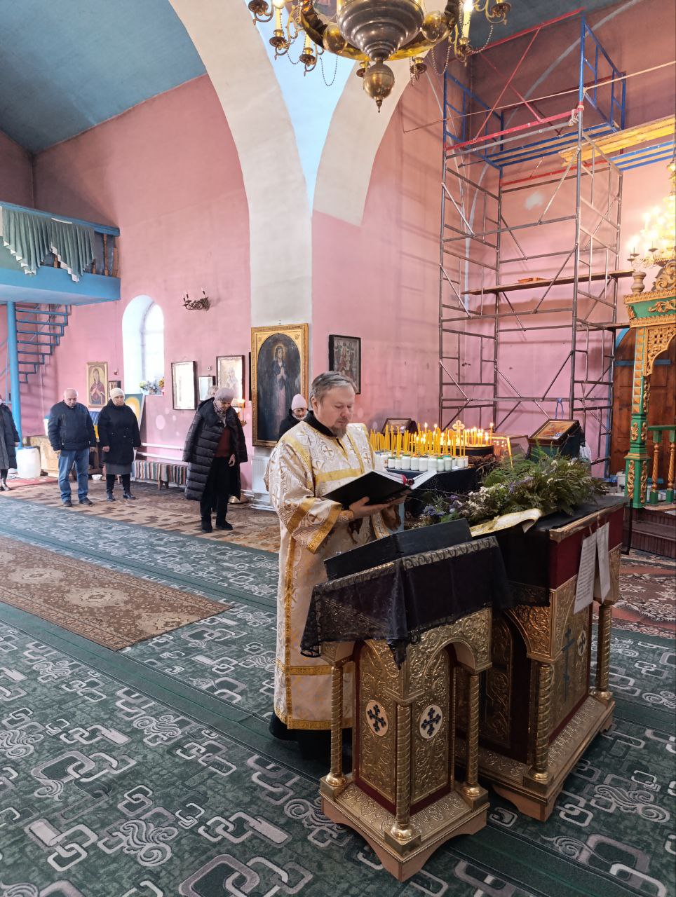 Читання Апостола на літургії у другу неділю Великого посту